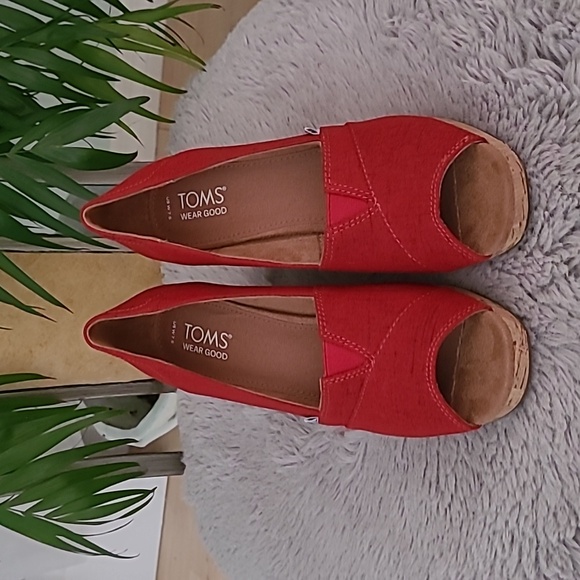 Toms Wedge Sandals ❤️ - Picture 3 of 10